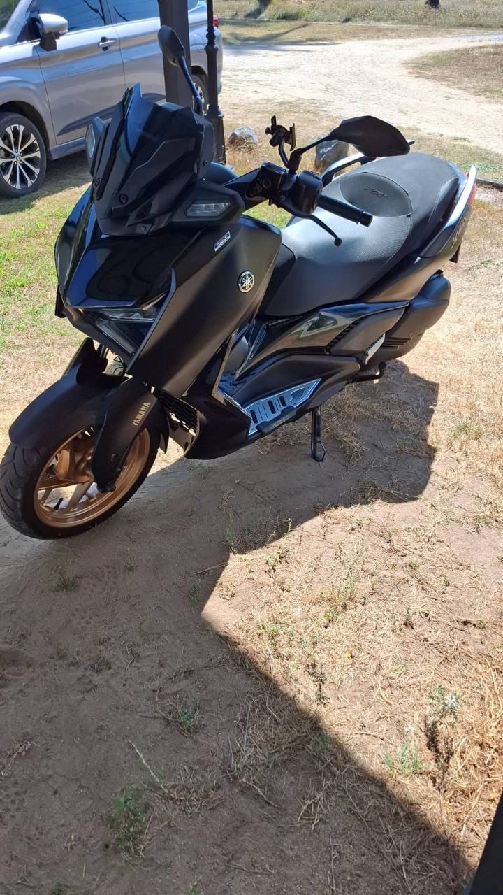 Yamaha X-max